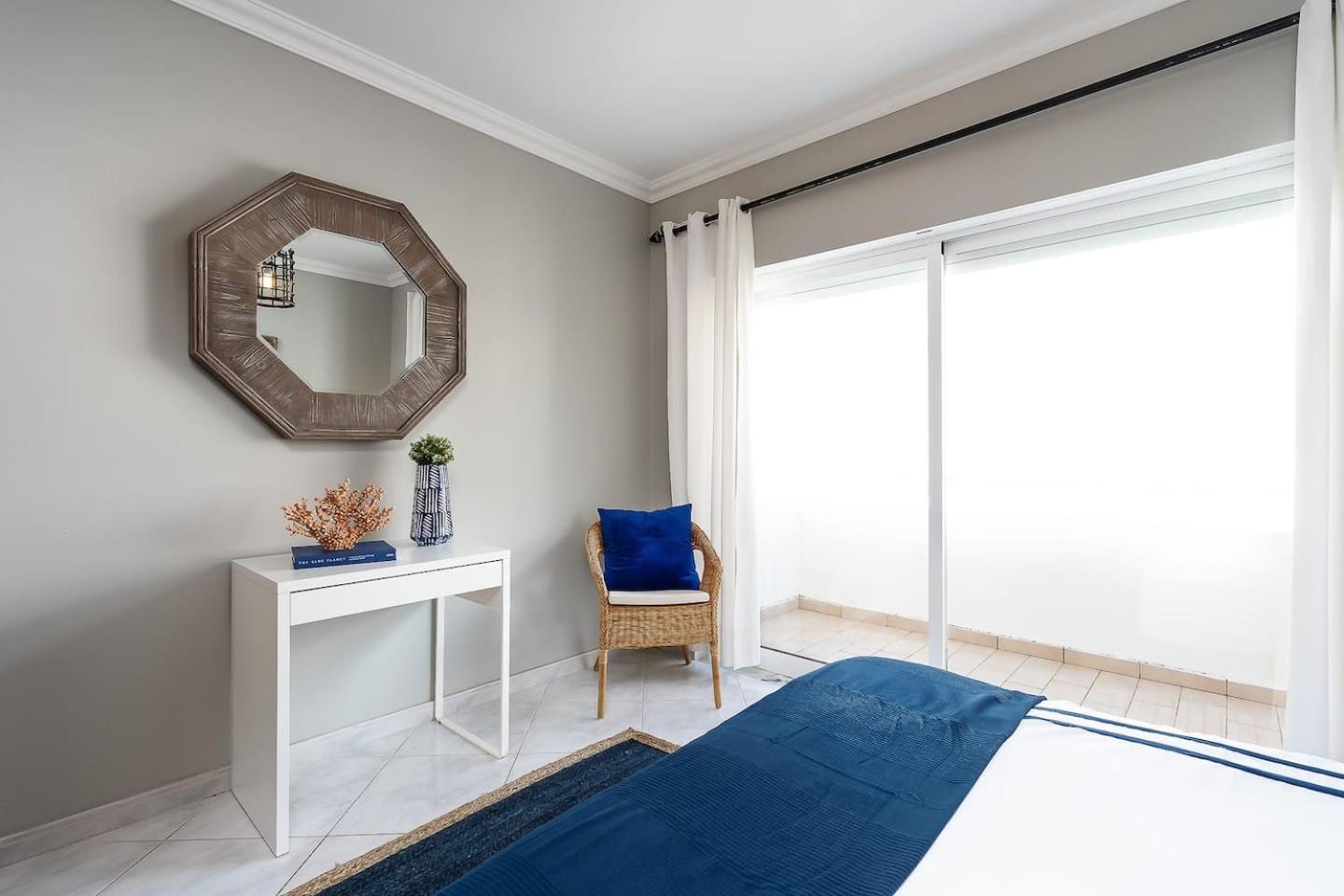 Spacious&Bright2Bedroom Apt Near Beaches,Sleeps 6 Portimão Exterior photo